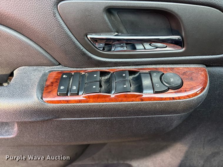 image for item FB8822 2012 Chevrolet Tahoe SUV