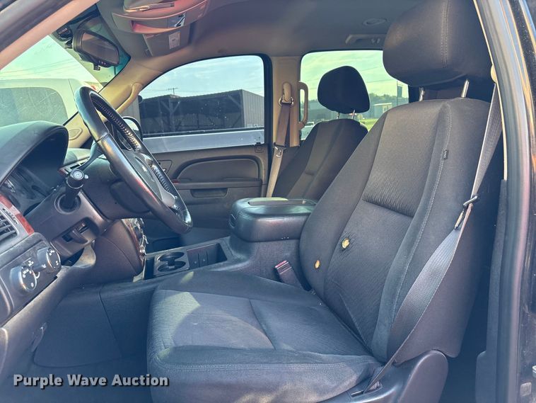 image for item FB8822 2012 Chevrolet Tahoe SUV
