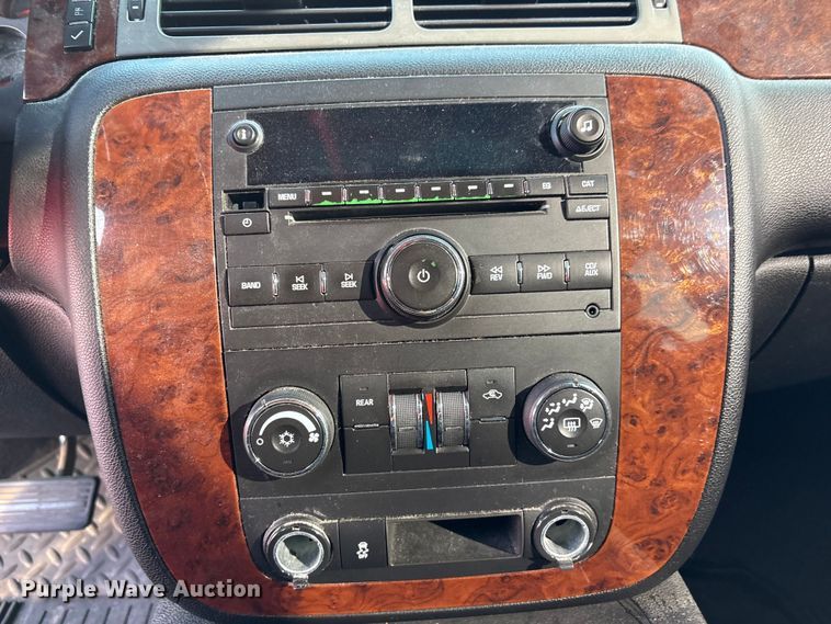 image for item FB8822 2012 Chevrolet Tahoe SUV