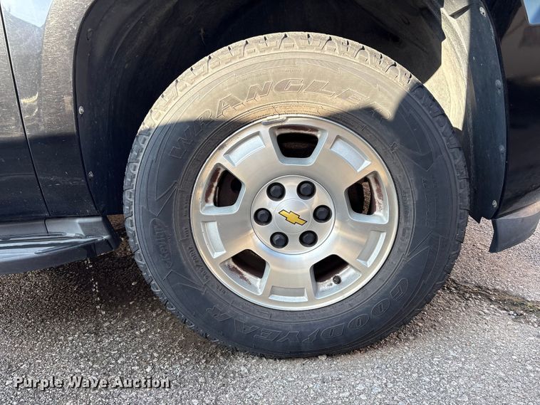 image for item FB8822 2012 Chevrolet Tahoe SUV