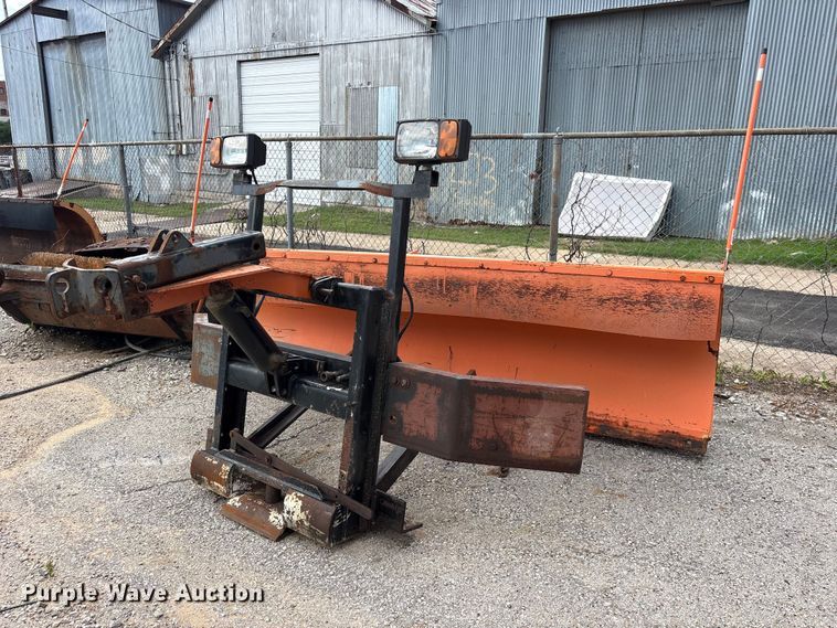 image for item FB8825 2008 Wausau R3610H snow plow