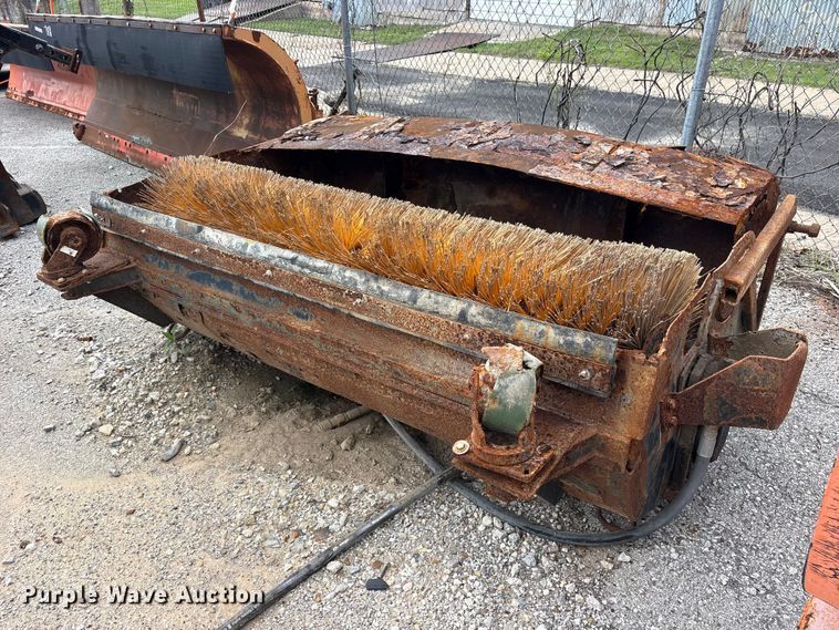 image for item FB8826 2004 John Deere skid steer sweeper