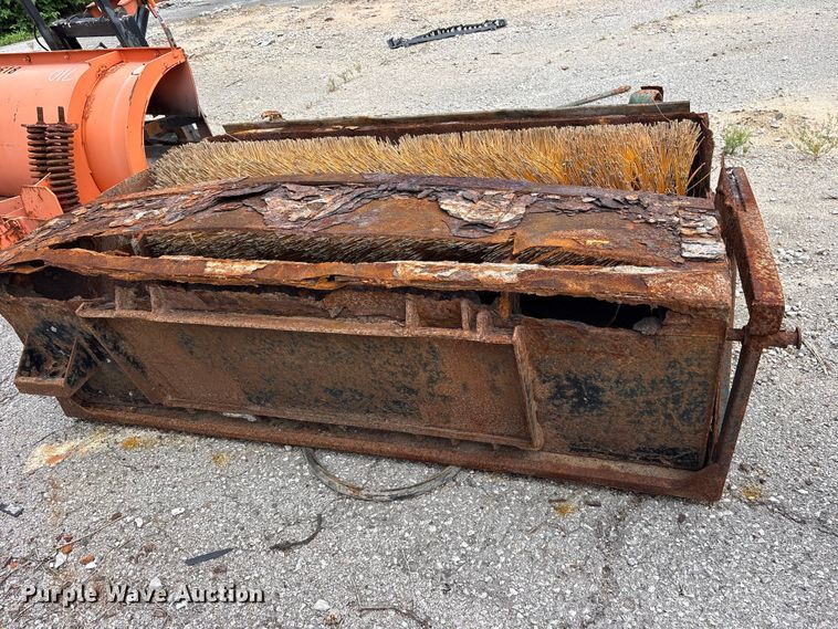image for item FB8826 2004 John Deere skid steer sweeper