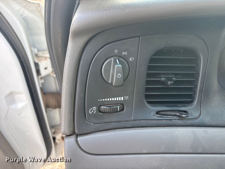 image for item FC2281 2007 Ford Crown Victoria 
