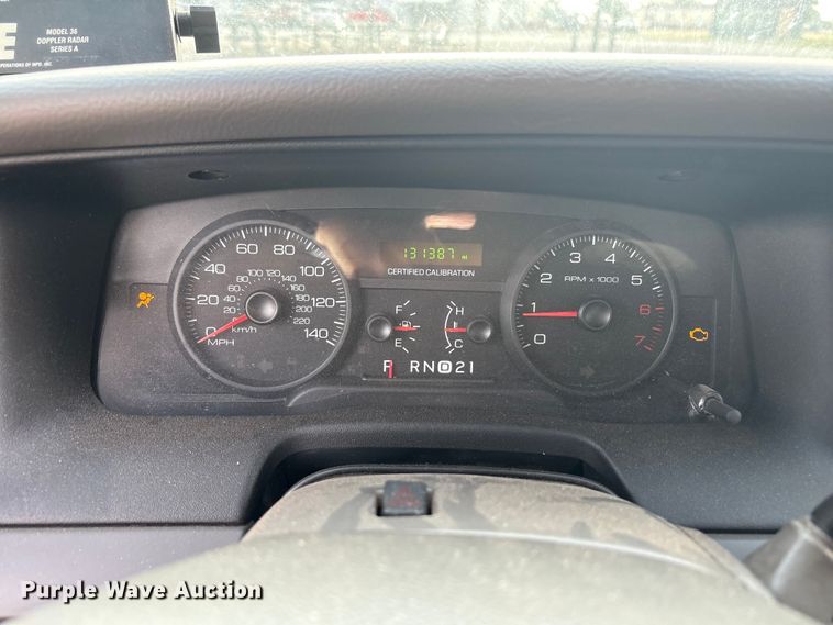 image for item FC2281 2007 Ford Crown Victoria 