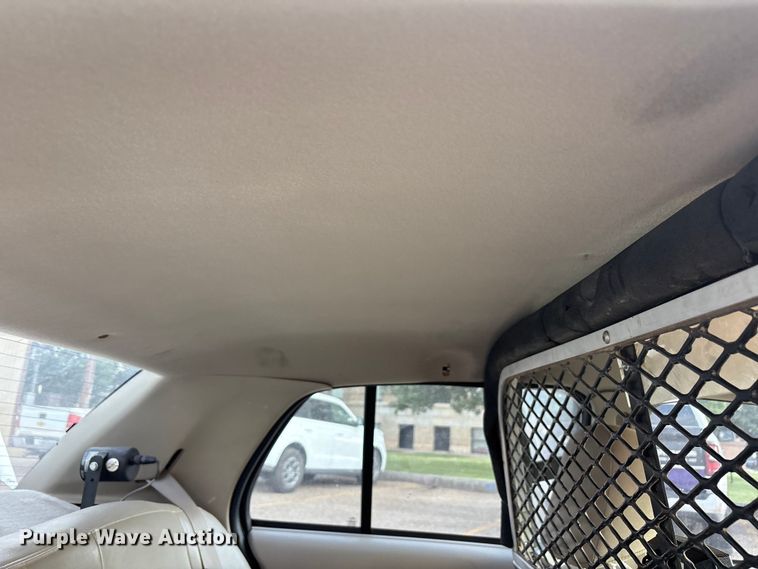 image for item FC2281 2007 Ford Crown Victoria 