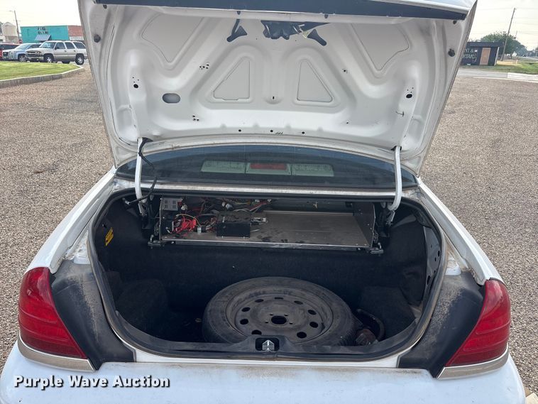 image for item FC2281 2007 Ford Crown Victoria 