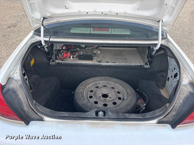 image for item FC2281 2007 Ford Crown Victoria 