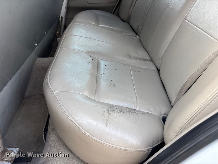 image for item FC2281 2007 Ford Crown Victoria 