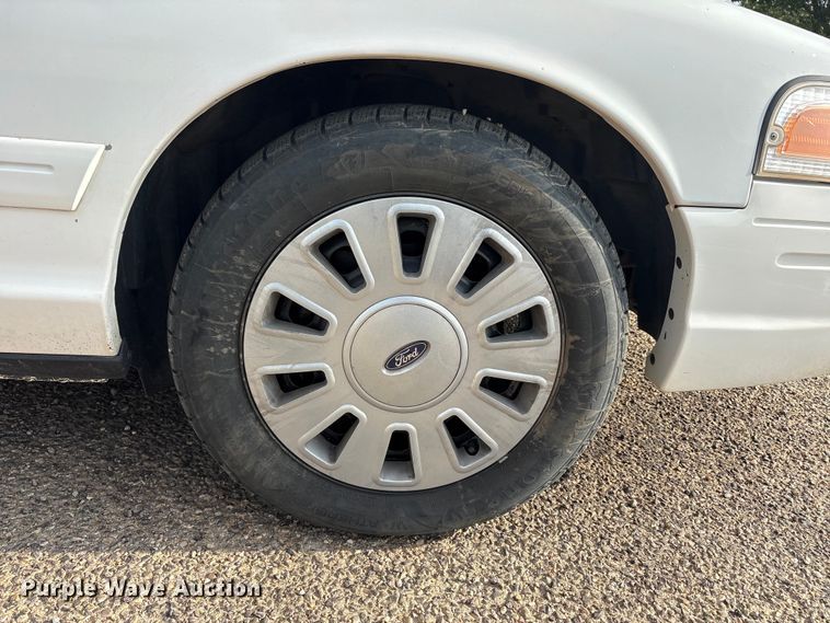 image for item FC2281 2007 Ford Crown Victoria 