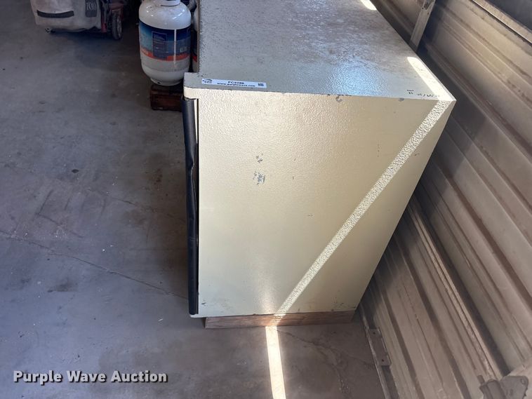 image for item FC2286 Mosler safe