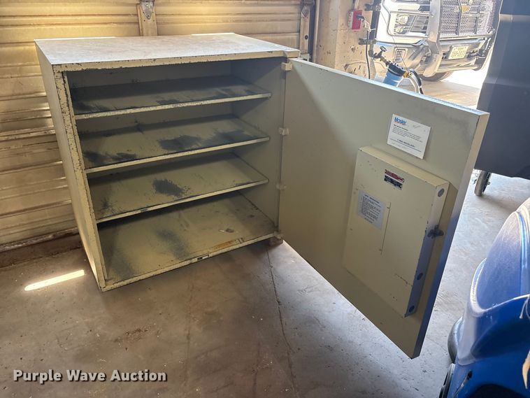image for item FC2286 Mosler safe