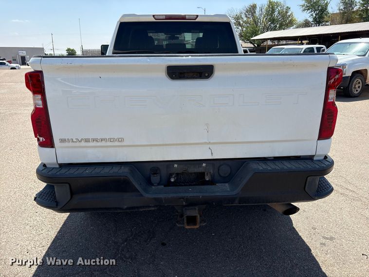 image for item FC2287 2020 Chevrolet Silverado 2500HD Crew Cab pickup truck