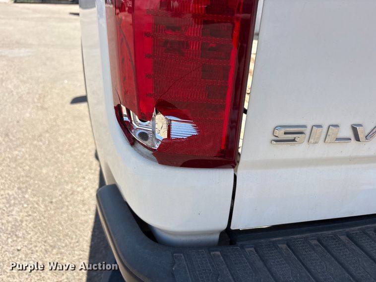 image for item FC2287 2020 Chevrolet Silverado 2500HD Crew Cab pickup truck