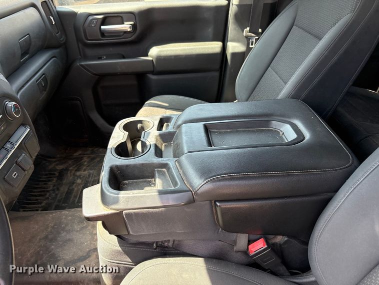 image for item FC2287 2020 Chevrolet Silverado 2500HD Crew Cab pickup truck