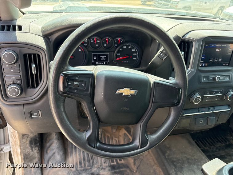 image for item FC2287 2020 Chevrolet Silverado 2500HD Crew Cab pickup truck