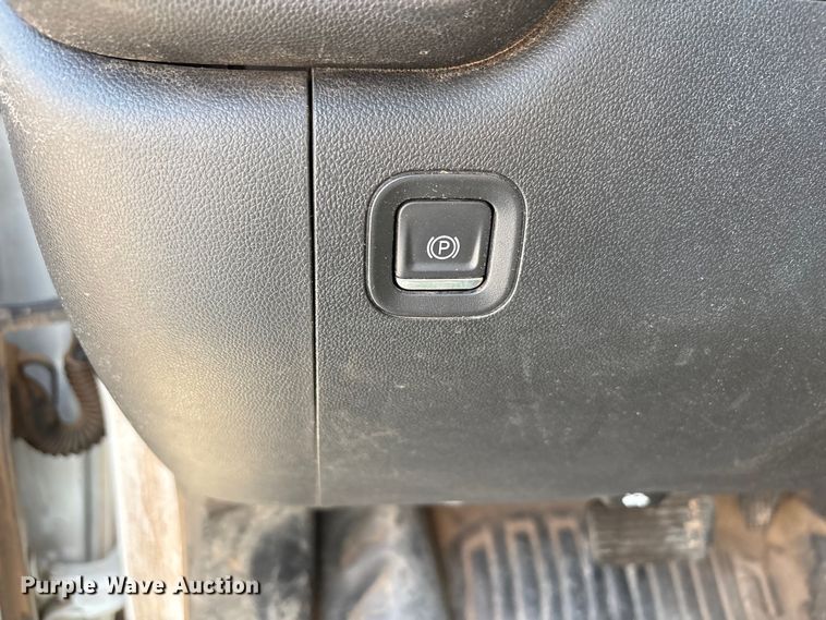 image for item FC2287 2020 Chevrolet Silverado 2500HD Crew Cab pickup truck