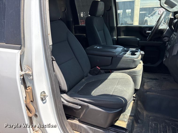 image for item FC2287 2020 Chevrolet Silverado 2500HD Crew Cab pickup truck