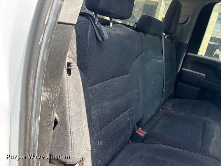image for item FC2287 2020 Chevrolet Silverado 2500HD Crew Cab pickup truck