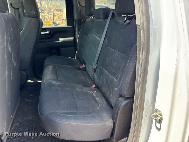 image for item FC2287 2020 Chevrolet Silverado 2500HD Crew Cab pickup truck