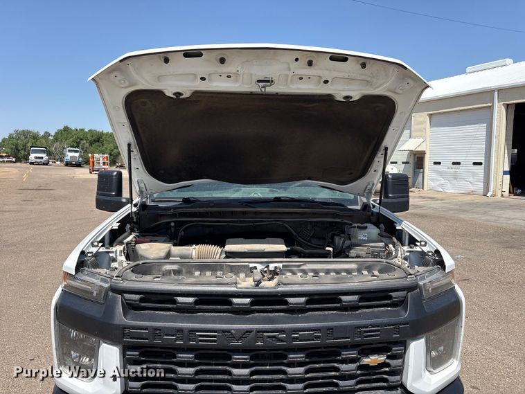 image for item FC2287 2020 Chevrolet Silverado 2500HD Crew Cab pickup truck