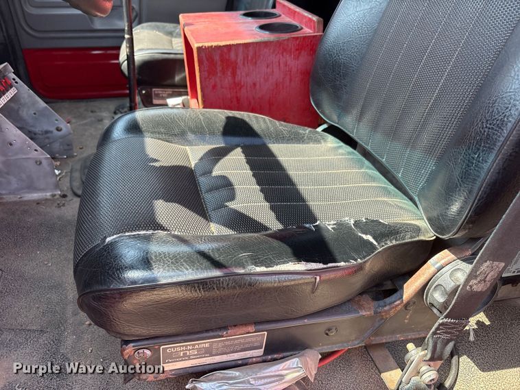 image for item FC2288 1996 Ford F800 bus