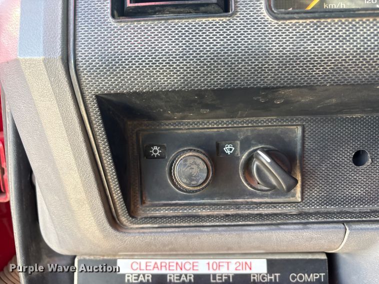 image for item FC2288 1996 Ford F800 bus