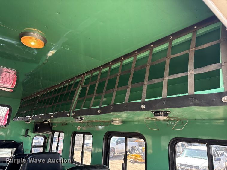 image for item FC2288 1996 Ford F800 bus