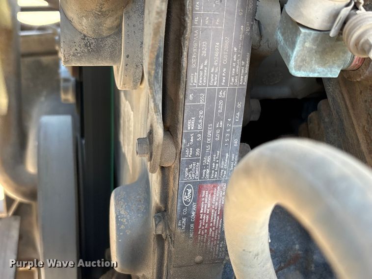 image for item FC2288 1996 Ford F800 bus