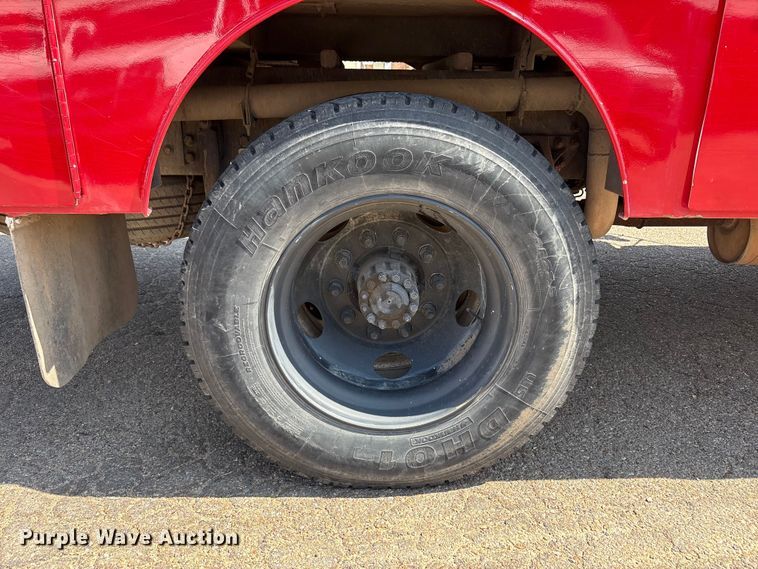 image for item FC2288 1996 Ford F800 bus