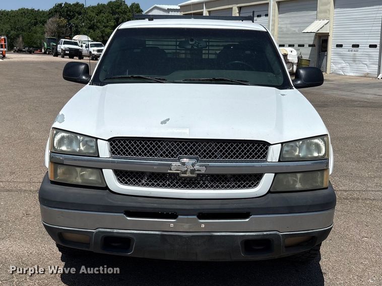 image for item FC2290 2005 Chevrolet Silverado 1500 Ext. Cab pickup truck