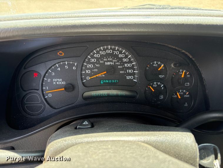 image for item FC2290 2005 Chevrolet Silverado 1500 Ext. Cab pickup truck