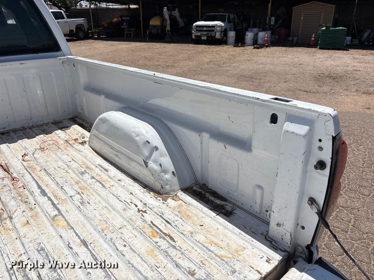 image for item FC2291 2004 Chevrolet Silverado 1500 Ext. Cab pickup truck
