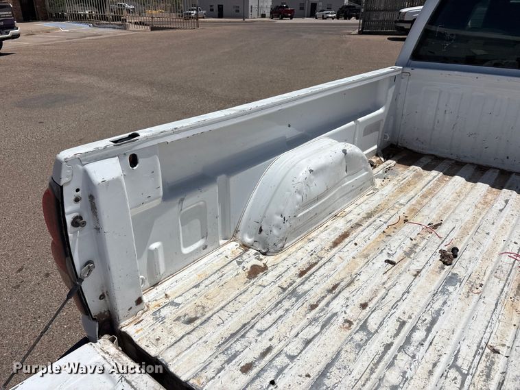 image for item FC2291 2004 Chevrolet Silverado 1500 Ext. Cab pickup truck