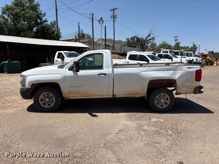 image for item FC2292 2016 Chevrolet Silverado 1500 pickup truck