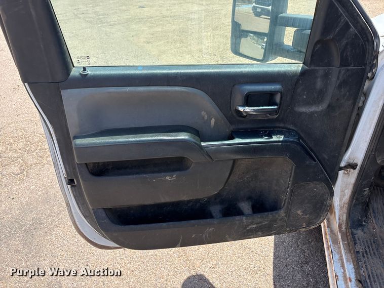 image for item FC2292 2016 Chevrolet Silverado 1500 pickup truck