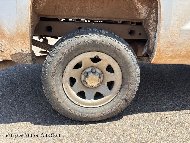 image for item FC2292 2016 Chevrolet Silverado 1500 pickup truck