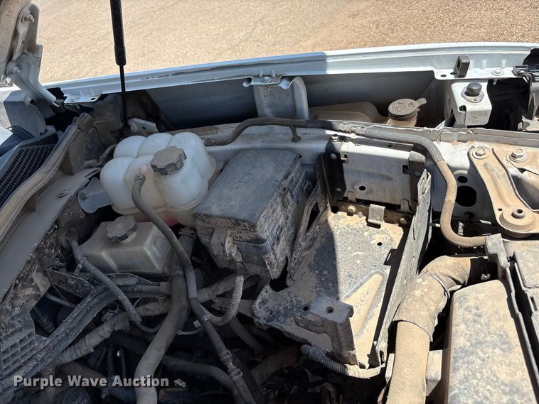 image for item FC2293 2020 Chevrolet Silverado 3500HD pickup truck cab and chassis