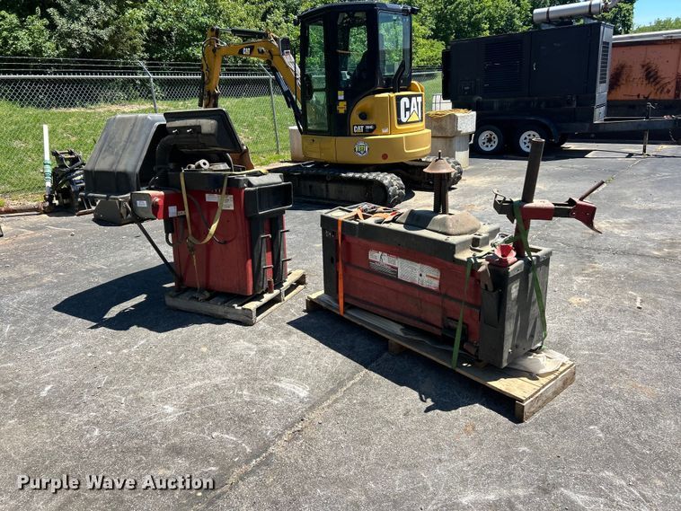 image for item FC2646 Coats tools