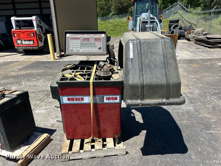 image for item FC2646 Coats tools