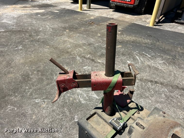 image for item FC2646 Coats tools