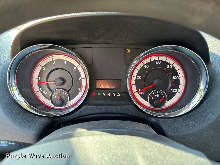 image for item FC5728 2018 Dodge Grand Caravan van