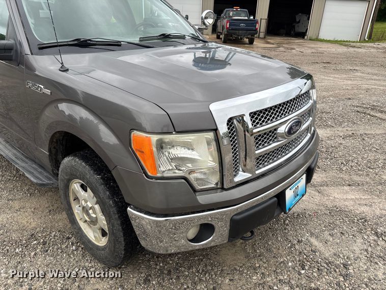 image for item FC5766 2012 Ford F150 XLT Crew Cab pickup truck
