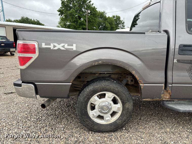 image for item FC5766 2012 Ford F150 XLT Crew Cab pickup truck