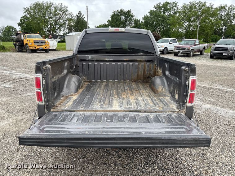 image for item FC5766 2012 Ford F150 XLT Crew Cab pickup truck