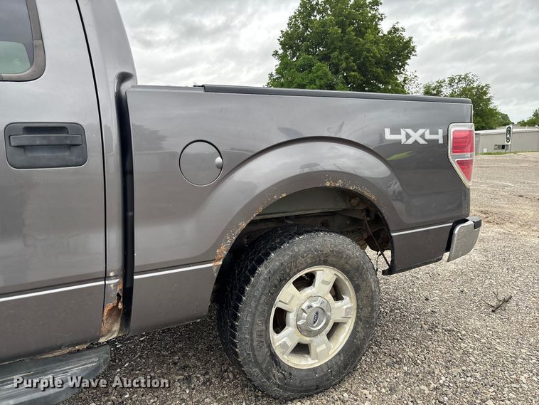 image for item FC5766 2012 Ford F150 XLT Crew Cab pickup truck