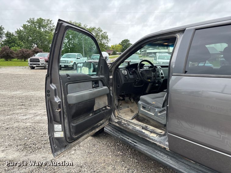 image for item FC5766 2012 Ford F150 XLT Crew Cab pickup truck