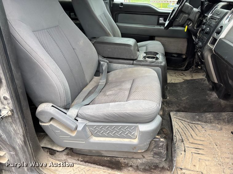 image for item FC5766 2012 Ford F150 XLT Crew Cab pickup truck