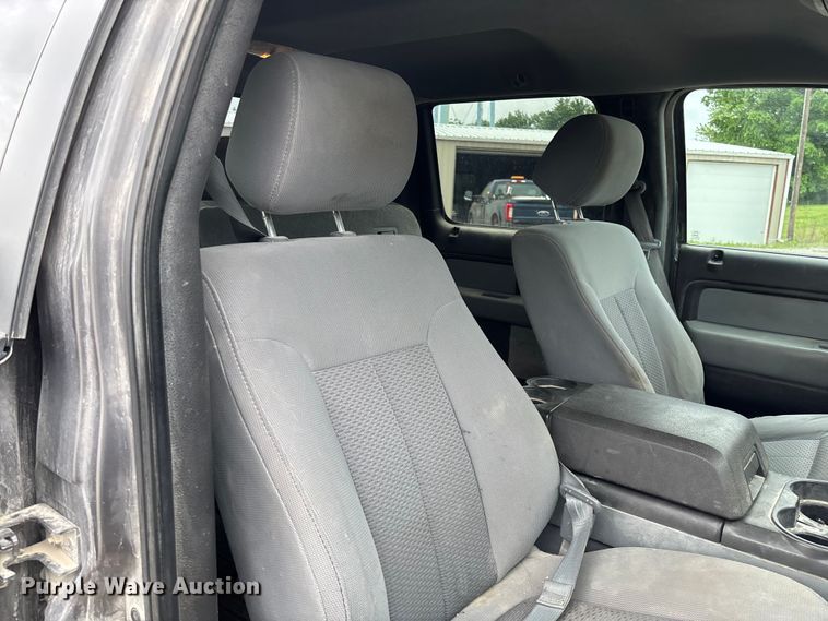 image for item FC5766 2012 Ford F150 XLT Crew Cab pickup truck