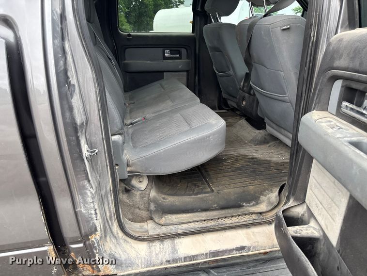 image for item FC5766 2012 Ford F150 XLT Crew Cab pickup truck